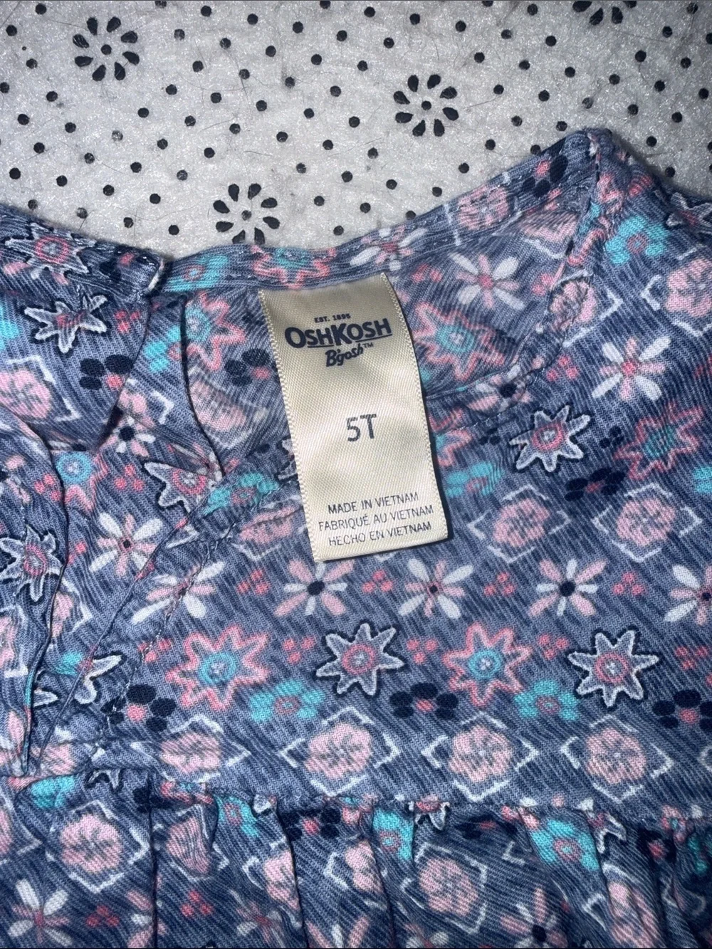 OshKosh B'gosh Navy and Pink Floral Dress Size 5T 🛍